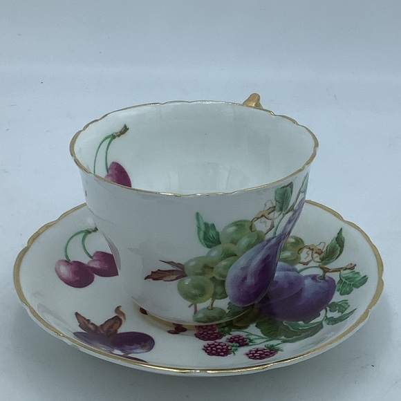 Regency English Bone China Fruits Teacup and Saucer - Picture 4 of 13
